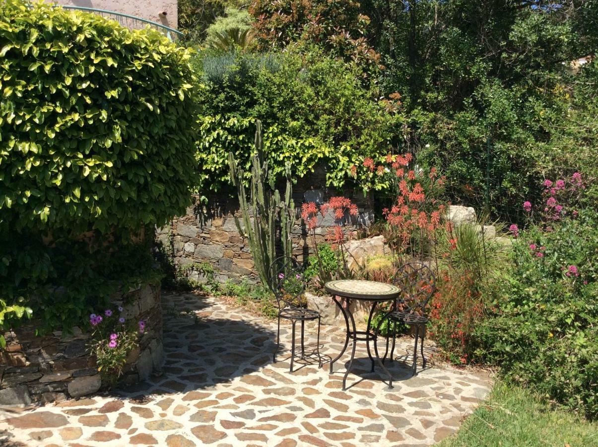 Villa Du Bau Rouge Каркеран Екстериор снимка